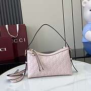 Kitlife Gucci GG Emblem Small Shoulder Bag Pink 847450 22x14x8cm - 1