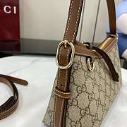 Kitlife Gucci GG Emblem Small Shoulder Bag Beige & Brown 847450 22x14x8cm - 4