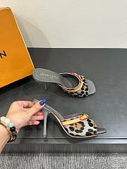 Kitlife Louis Vuitton 6AM Leopard Print Mules in Grey   - 4