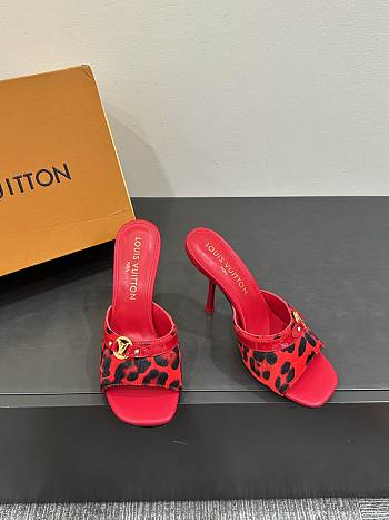 Kitlife Louis Vuitton 6AM Leopard Print Mules in Red