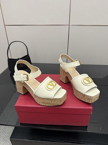 Kitlife Valentino Garavani VLogo Signature 80 White Leather Platform Sandals