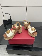 Kitlife Valentino Garavani VLogo Signature 80 White & Brown Leather Platform Sandals - 4