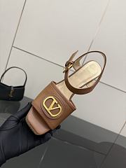 Kitlife Valentino Garavani VLogo Signature 80 Brown Leather Platform Sandals - 5