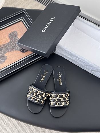 Kitlife Chanel 25C Chain Slides in Black
