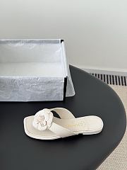 Kitlife Chanel 25K Camellia Slippers White - 4