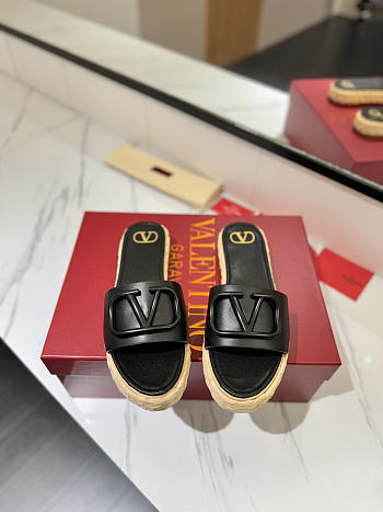 Kitlife Valentino Garavani Vlogo Black Leather Espadrille Slides
