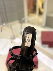 Kitlife Valentino Garavani Rockstud Sandals In Black Calfskin  - 5