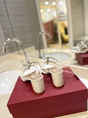 Kitlife Valentino Garavani Rockstud Sandals In White Calfskin - 2