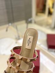 Kitlife Valentino Garavani Rockstud Sandals In Beige Calfskin - 5