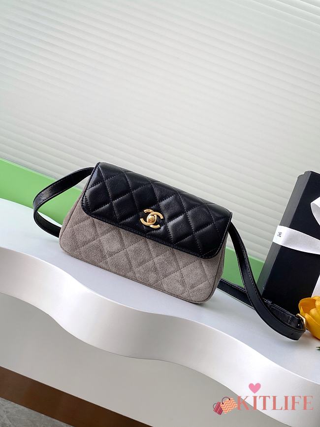 Kitlife Chanel Mini Flap Shoulder Bag Grey Suede Calfskin and Black Shiny Lambskin 11.5x19.5x5cm - 1