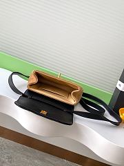 Kitlife Chanel Flap Shoulder Bag Beige Suede Calfskin and Black Shiny Lambskin 15x18.5x5.5cm - 6