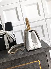 Kitlife Chanel 25A Coco Bag Gold Diamond Hollow Handle Bag White 19cm - 2