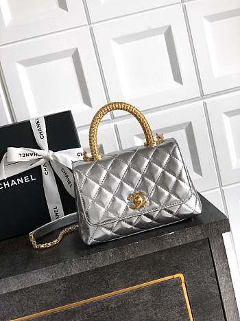 Kitlife Chanel 25A Coco Bag Gold Diamond Hollow Handle Bag Silver 19cm