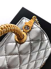 Kitlife Chanel 25A Coco Bag Gold Diamond Hollow Handle Bag Silver 19cm - 3