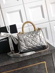 Kitlife Chanel 25A Coco Bag Gold Diamond Hollow Handle Bag Silver 19cm - 2