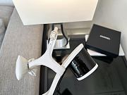 Kitlife Chanel 25P White Leather Sandals - 5