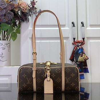 Kitlife Louis Vuitton Hang On Bag Brown Monogram M47031 26x11.5x6.5cm