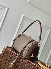 Kitlife Louis Vuitton Express PM Bag Grey M26360 26x17x13.5 cm - 5