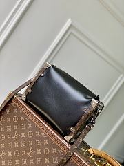 Kitlife Louis Vuitton Side Trunk Vibe MM Bag Black M15195 23.5x16x8.5cm - 4