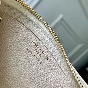 Kitlife Louis Vuitton Key Pouch Cream M25597 12x7x1.5cm - 4