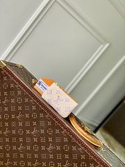 Kitlife Louis Vuitton Key Pouch Cream M25597 12x7x1.5cm - 3
