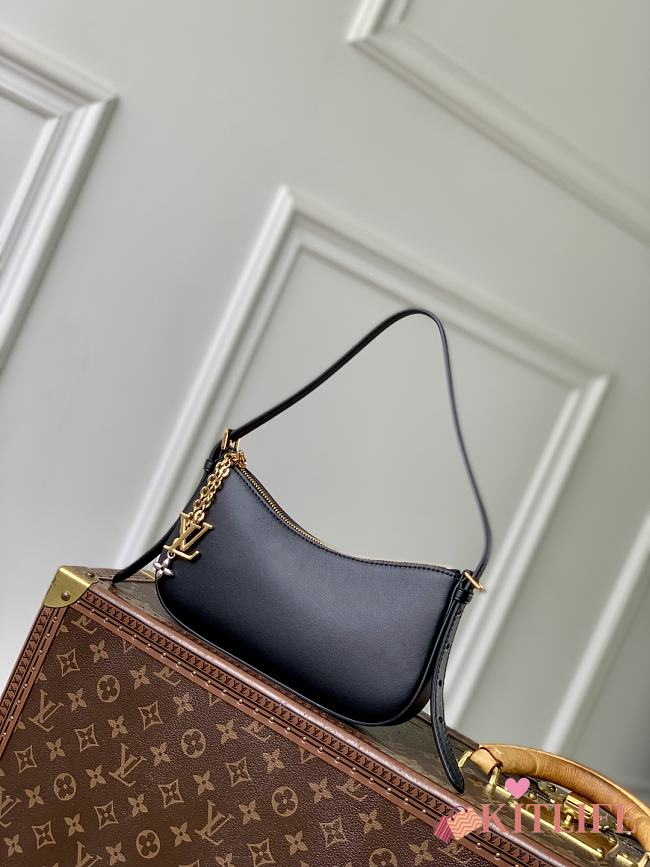 Kitlife Louis Vuitton Pochette LV Bloom Bag Black M25525 23x10x4cm - 1