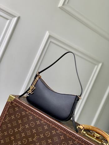 Kitlife Louis Vuitton Pochette LV Bloom Bag Black M25525 23x10x4cm
