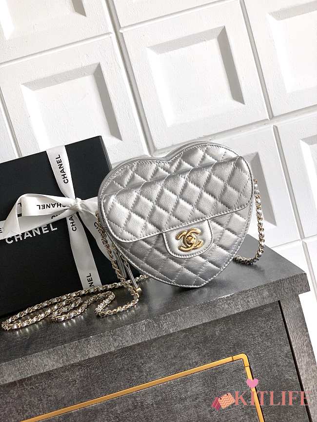 Kitlife Chanel 25B Heart Bag Silver 18x19x5.5cm - 1