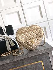 Kitlife Chanel 25B Heart Bag Gold 18x19x5.5cm - 1