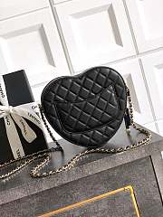 Kitlife Chanel 25B Heart Bag Black 18x19x5.5cm - 2