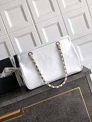Kitlife Chanel White Matte Acrylic With Large Logo Tote Bag 33x32x12.5cm - 2