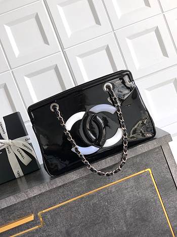 Kitlife Chanel Black Matte Acrylic With Large Logo Tote Bag 33x32x12.5cm