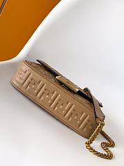 Kitlife Fendi Baguette Medium Chain Bag Beige Nappa Leather 24x7x14.5cm - 2