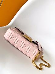 Kitlife Fendi Baguette Medium Chain Bag Pink Nappa Leather 24x7x14.5cm - 4