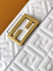Kitlife Fendi Baguette Medium Chain Bag White Nappa Leather 24x7x14.5cm - 3