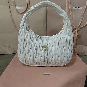 Kitlife Miu Miu Wander Matelassé White Nappa Leather Hobo Bag 29x24x10cm