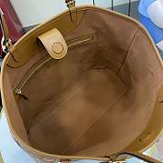 Kitlife Gucci GG Emblem Large Tote Bag Brown 847455 37x31x16 cm - 2