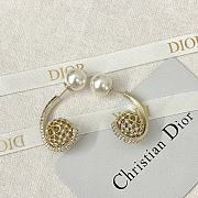 Kitlife Dior Pearl And Rhinestone Flower Ball Earrings - 3