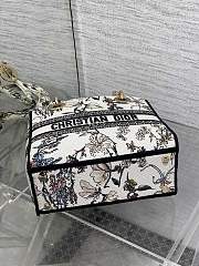 Kitlife Dior Lady Diana Black, White and Multicolor Embroidered Bag 24x11x20cm - 3