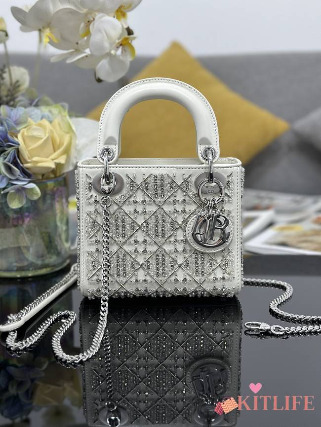 Kitlife Dior Lady Bag Three-panel Embroidery With White Silver And Diamond Beads M0505 17x15x7cm - 1
