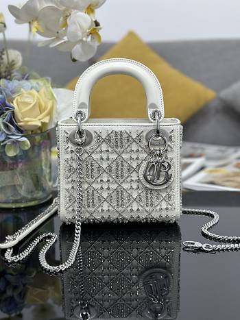 Kitlife Dior Lady Bag Three-panel Embroidery With White Silver And Diamond Beads M0505 17x15x7cm