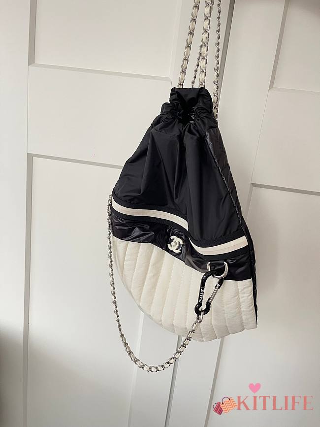 Kitlife Chanel Vintage Jennie Nylon Backpack Black & White 44x35cm - 1