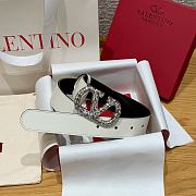 Kitlife Valentino Garavani VLogo Signature Belt In White Shiny Calfskin With Crystals 30mm - 5