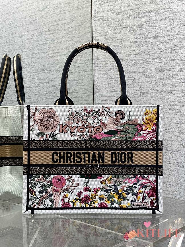 Kitlife Dior Souvenir Medium White & Pink Natural Raffia And Multicolor Book Tote 36x18x28cm - 1