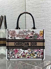 Kitlife Dior Souvenir Medium White & Pink Natural Raffia And Multicolor Book Tote 36x18x28cm - 1