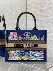 Kitlife Dior Souvenir Medium Dark Blue Natural Raffia And Multicolor Book Tote 36x18x28cm - 1