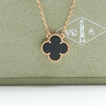 Kitlife Van Cleef & Arpels Necklace Black Gold