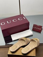 Kitlife Gucci GG Matelassé Slides Beige - 5