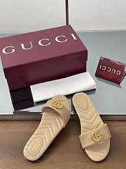 Kitlife Gucci GG Matelassé Slides Beige - 3