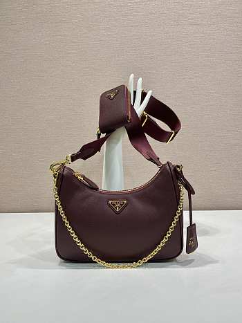 Kitlife Prada Re-Edition 2005 Re-Nylon Bag Burgundy 1BH204 18x22x6cm